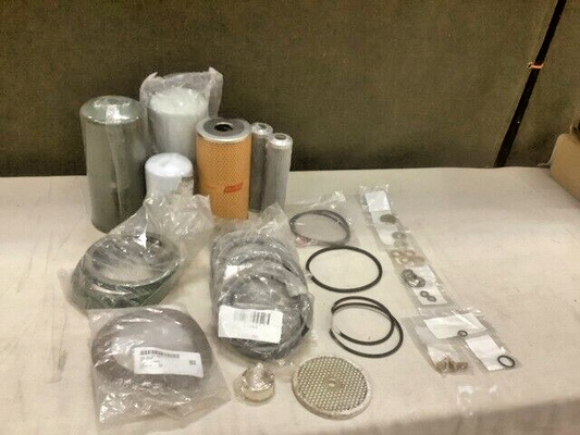 HEMTT M977 OSHKOSH  2590LTST-0021	 - AIR FILTER PARTS KIT 2590-01-496-3052