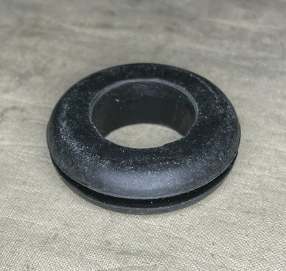 MLRS MS35489-51 NONMETALLIC GROMMET AN931A14-20 MILG3036 5325-00-171-6387 NOS