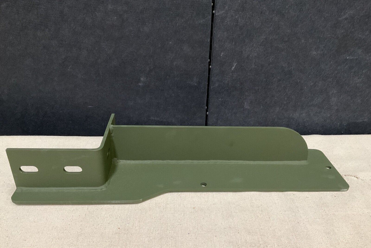 MILITARY TRUCK WRKMK36 OSHKOSH MOUNTING BRACKET 3355484 5340-01-515-0598