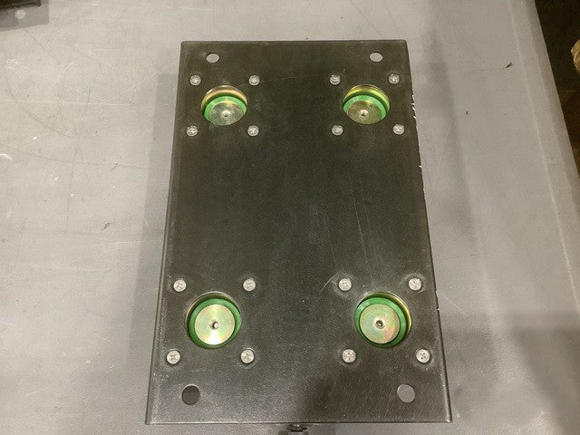 Electrical Equipment Mounting Base AN/GRC-3 NSN 5975-01-413-4637 - photo 2