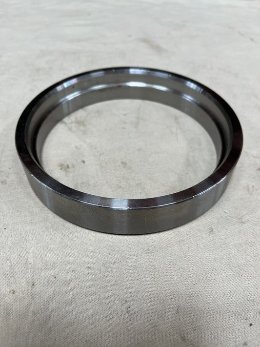 PLS HETT M1070 M1272 BEARING PACKING RETAINER SEAL 2GE539 5330-01-344-0639