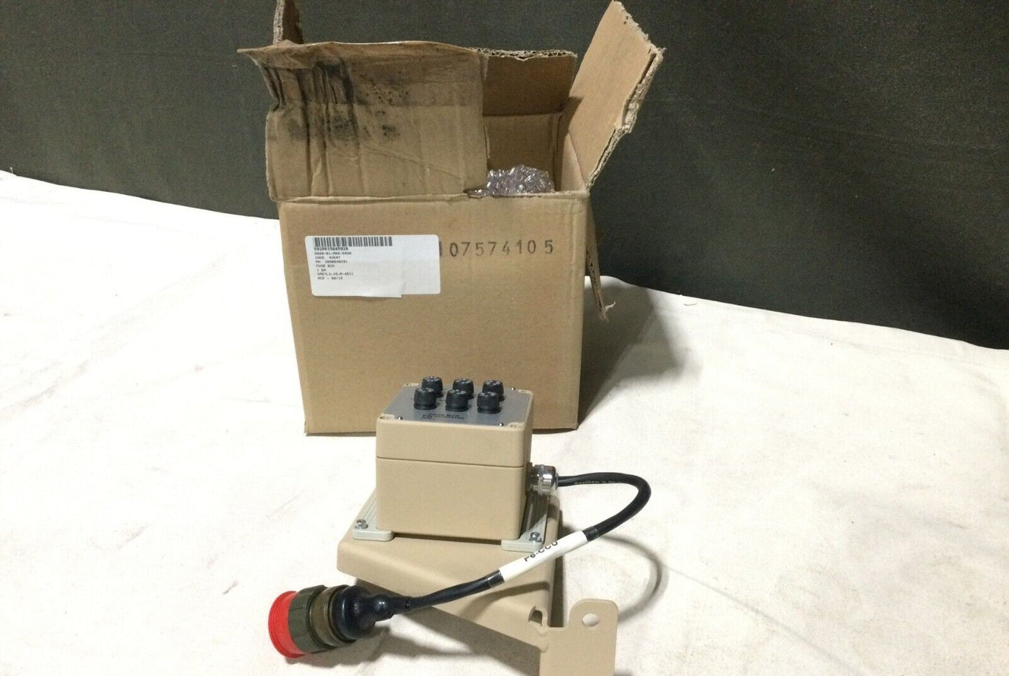 MRAP FUSE CONTROL BOX HVAC 107574105C 3690649C91 3690649C1L 5920-01-568-5928