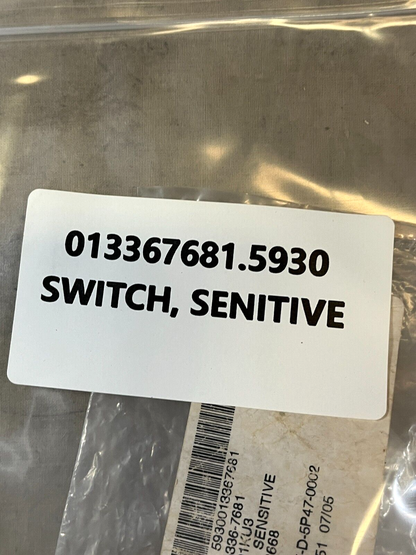 LCUS 1322668 NEUTRAL SAFETY SENSITIVE SWITCH 1388574 9242-10 5930-01-336-7681