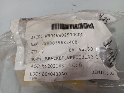 Combat Capabilities Development Command 13014389 Vehicular Bracket - NSN 2590-01-563-2468 - inventory label