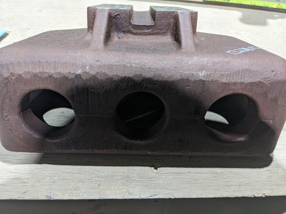 U S Army Tank Automotive Command 12357827-1 Engine Mount Bracket - NSN 2510-01-176-6760 - photo 3