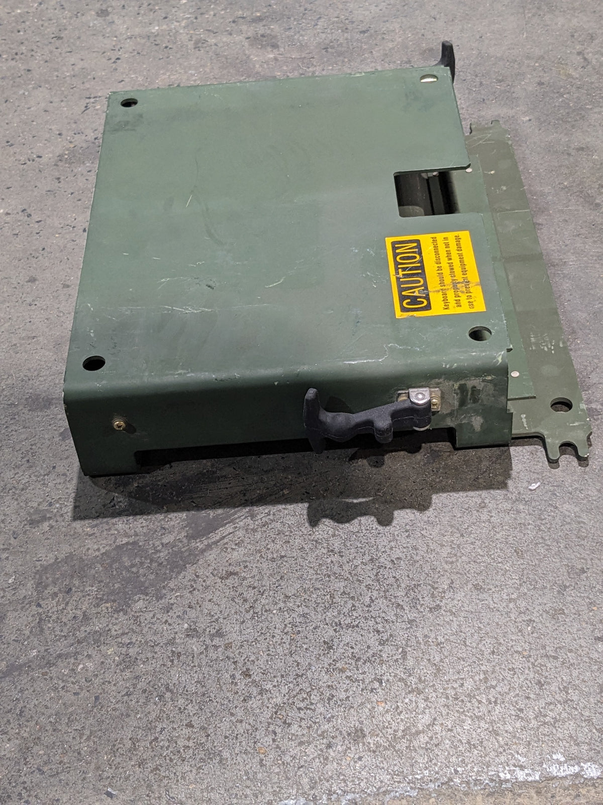 ACE Electronics Defense Systems 872845-1 Accessories Stowage Box - NSN 2540-01-481-5744 - photo 4