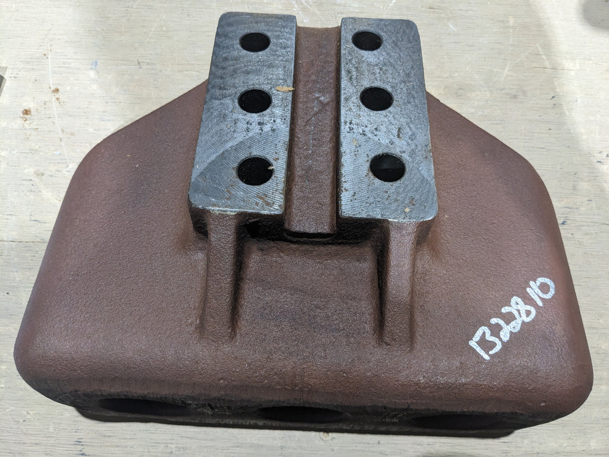 U S Army Tank Automotive Command 12357827-1 Engine Mount Bracket - NSN 2510-01-176-6760 - photo 2