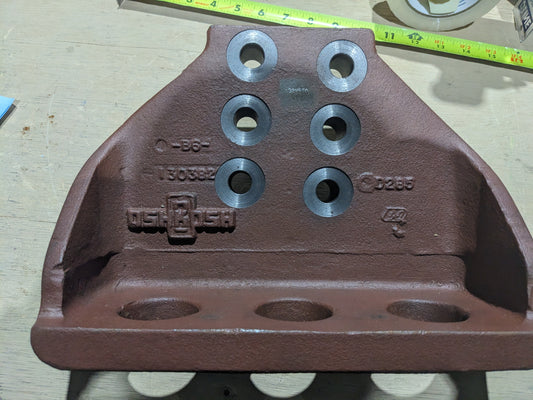U S Army Tank Automotive Command 12357827-1 Engine Mount Bracket - NSN 2510-01-176-6760 - photo 1
