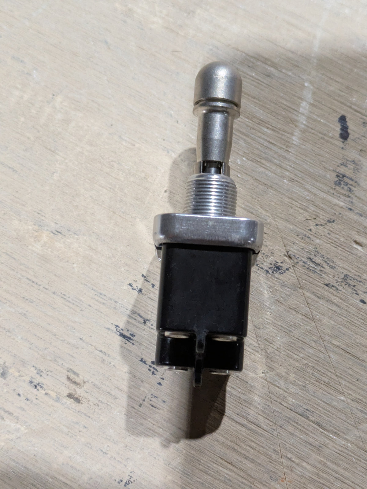 MS24659-27E Toggle Switch - NSN 5930-00-061-4926 - photo 2