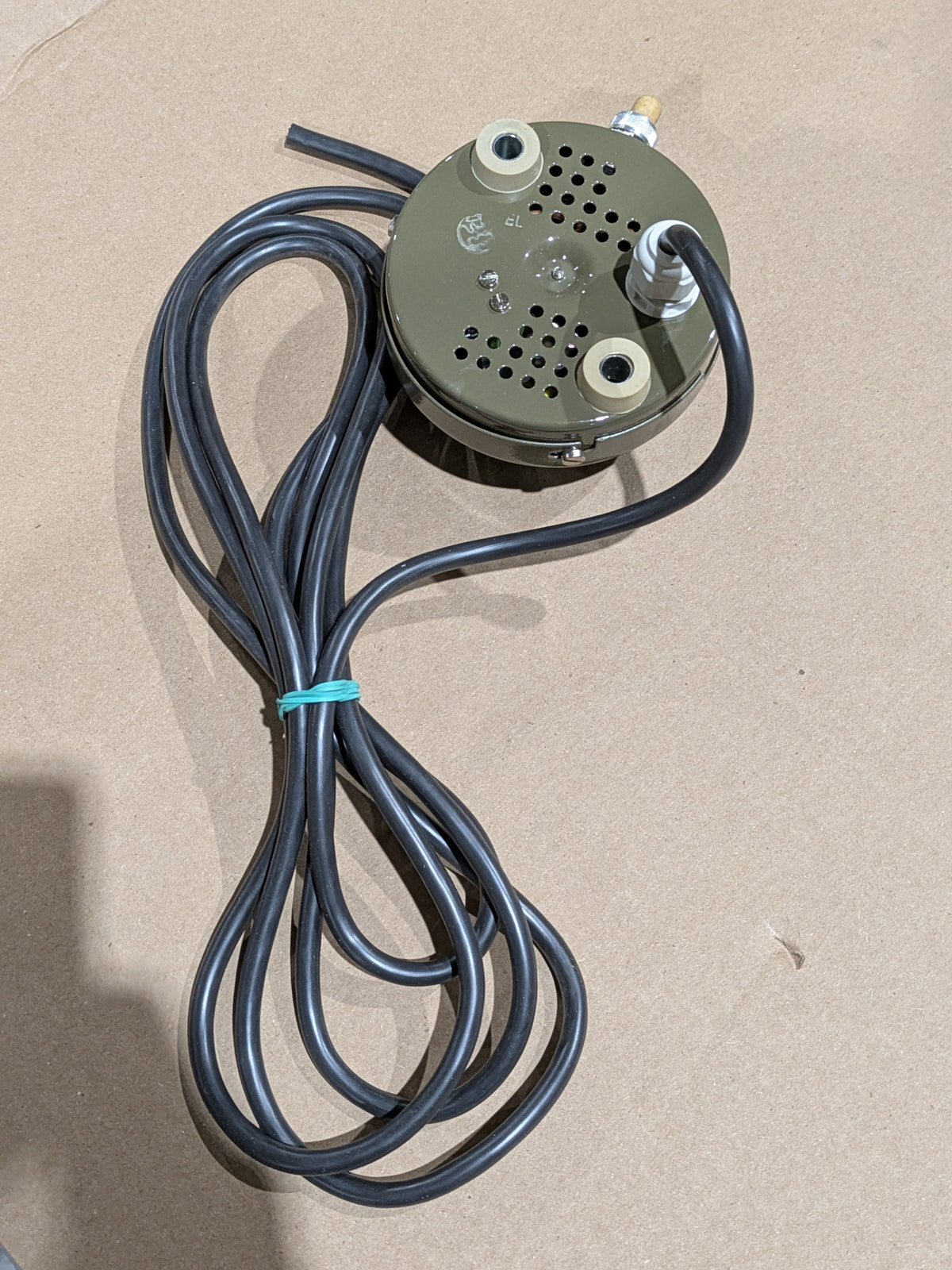 Tadano America Corporation 42568312 Light Screen - NSN 3810-01-553-4810 - photo 2
