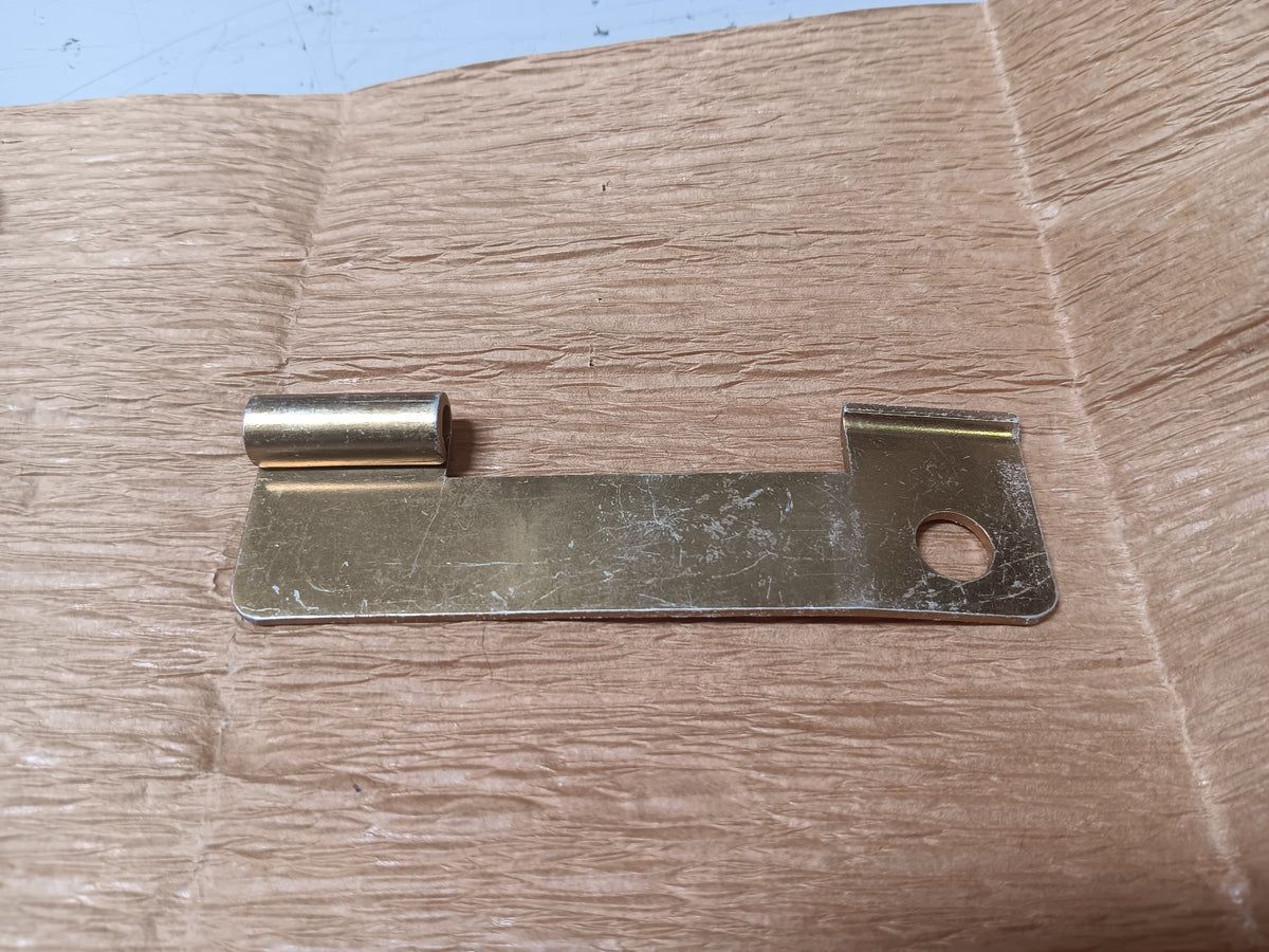 Edgewood Chemical Biological Center B5-45-3159 Loop Clamp - NSN 5340-00-930-4271 - photo 1