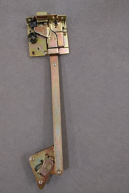 M35A2 M35 2.5-5 TON INTERIOR DOOR LATCH LOCK 7373276  M939 M809 Left Hand L/H