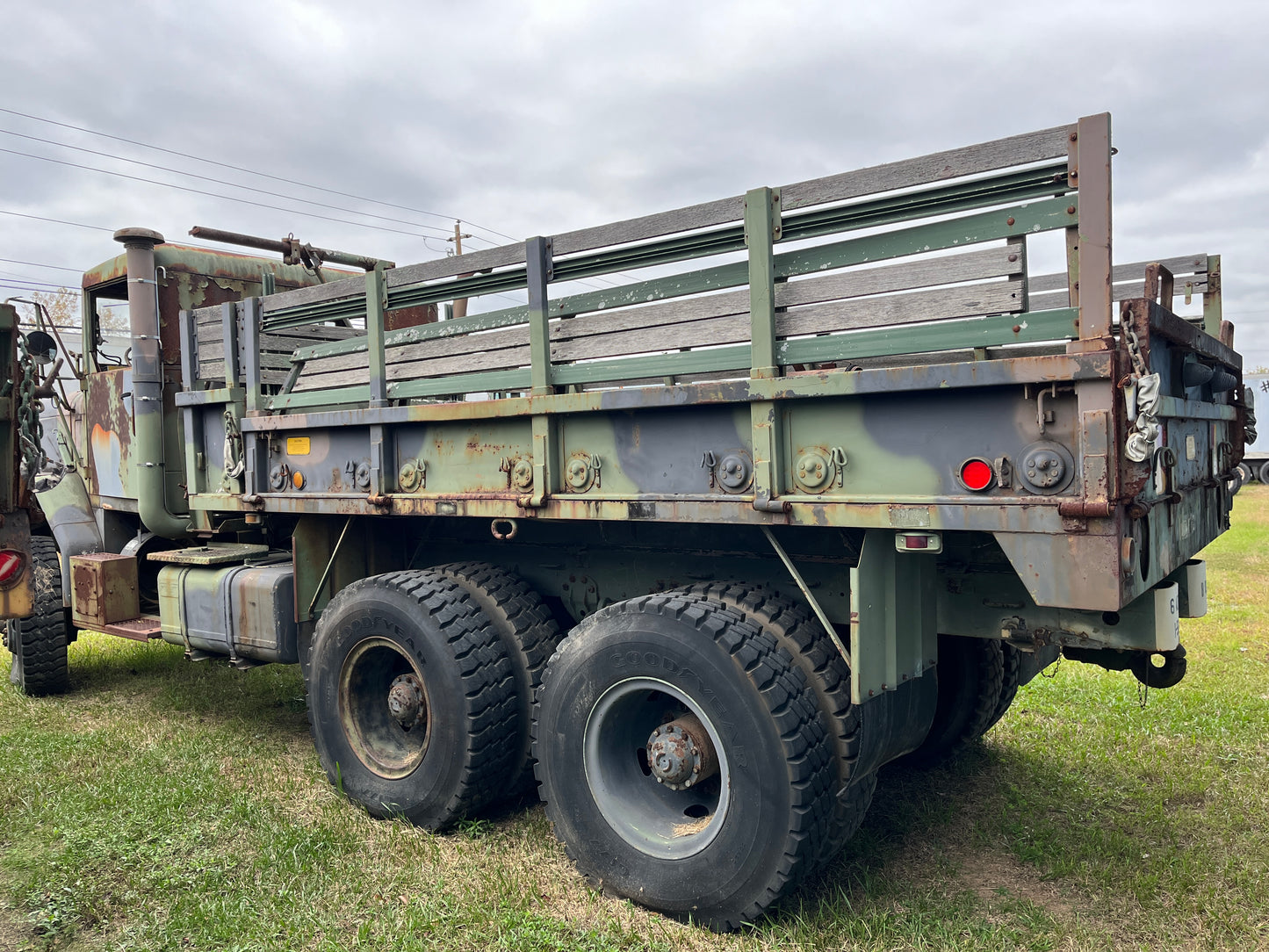 M825A2 5 TON CARGO TRUCK