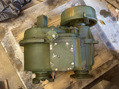 Military M939 5 ton trucks 6x6 M923 M93 Rockwell T1138 Transfer Case 2520-01-144-1528 11669112