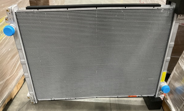 M915A3 M916A3 Heavy Duty Engine Coolant Radiator 68925 | NSN 2930-01-505-7554