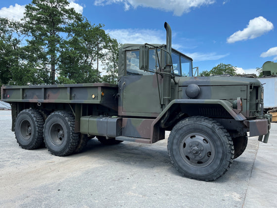 Camouflaged 5-ton, side profile