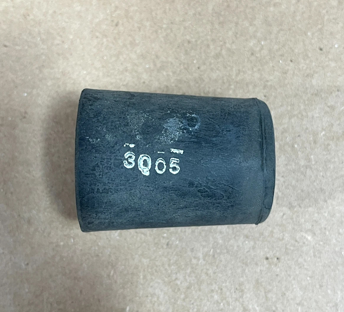 M998 HMMWV WINDSHIELD FRAME FOLD-DOWN RUBBER BUMPER 12338824 / 5340-01-185-0404