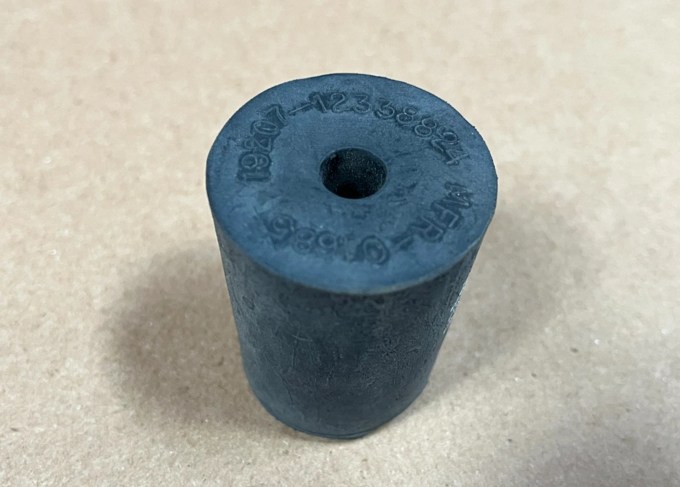 M998 HMMWV WINDSHIELD FRAME FOLD-DOWN RUBBER BUMPER 12338824 / 5340-01-185-0404