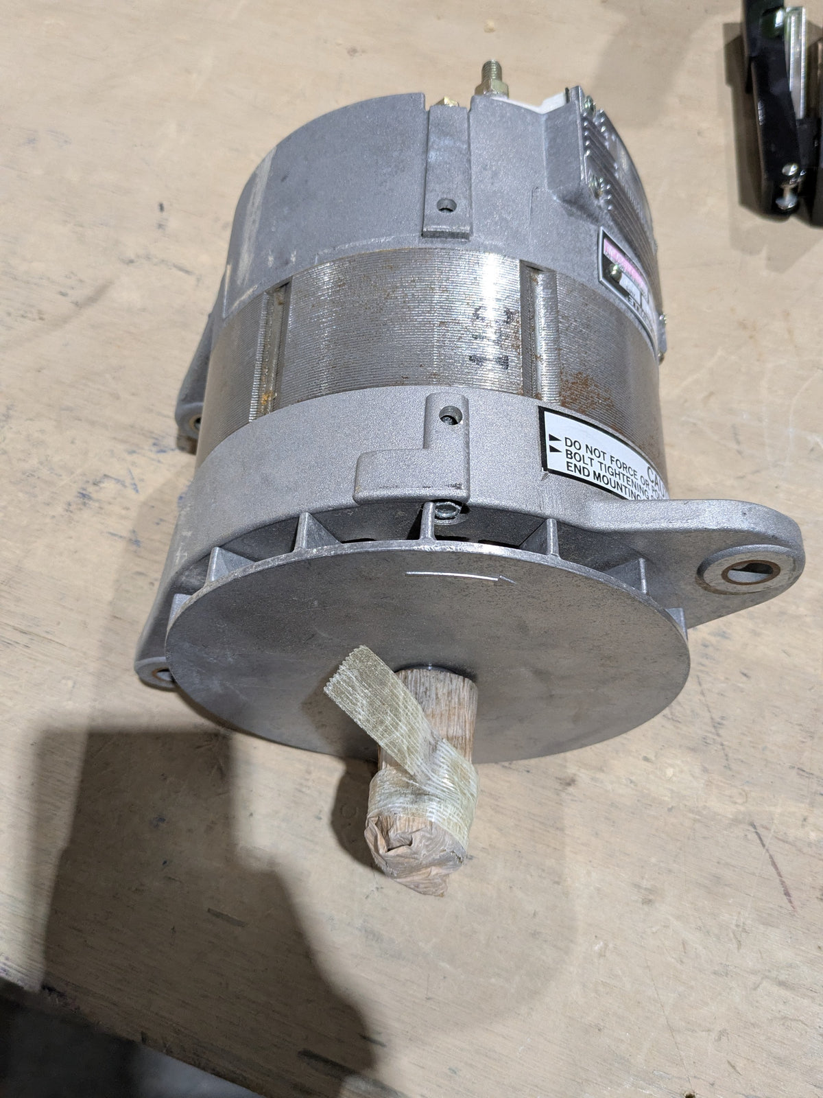 Prestolite Electric A001 4827 JB AC Generator - NSN 2920-01-482-8799 - photo 2