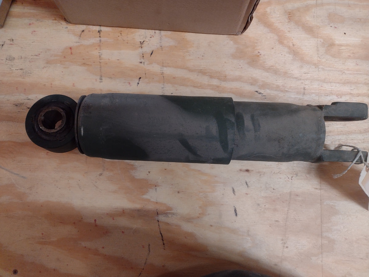 Komatsu American Intl Co 922550C3 Piston Retainer - NSN 2520-01-179-5526 - photo 1