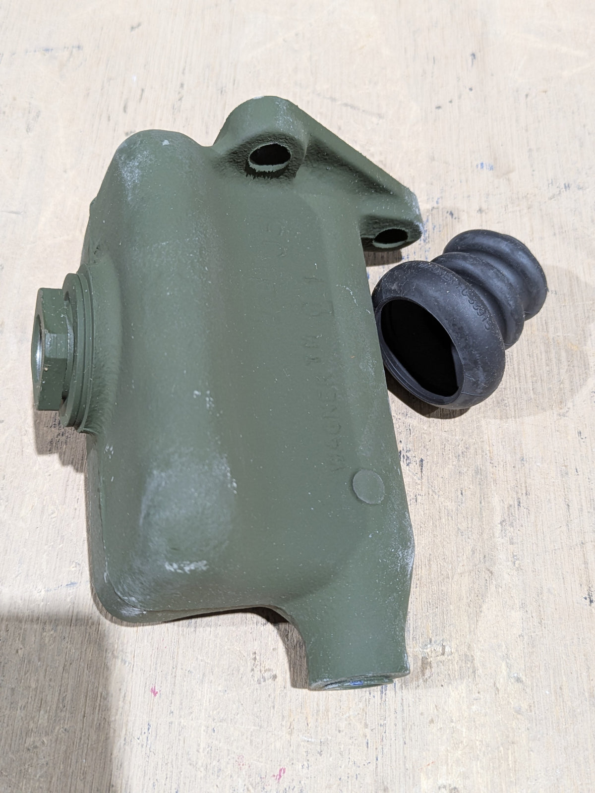 U S Army Tank Automotive Command 8357980 Cylinder Assembly - NSN 2530-00-204-4800 - photo 1