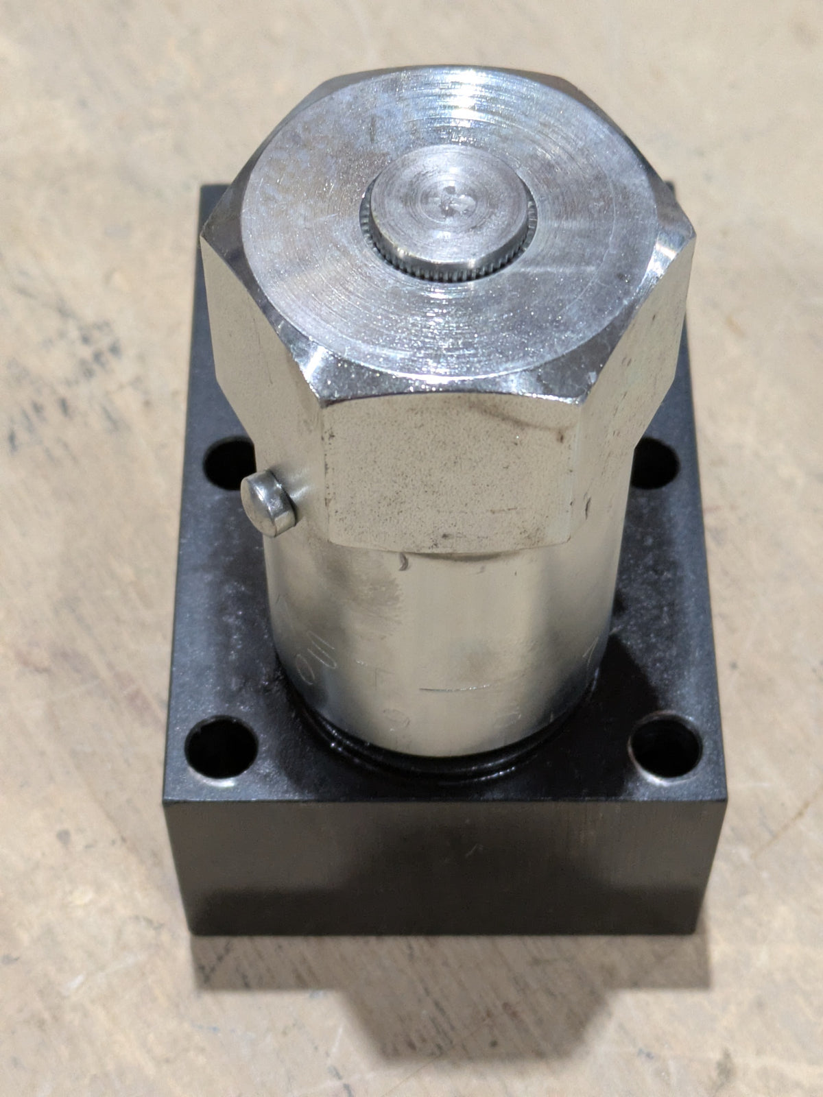 Parker-Hannifin Corporation NS1600S Calibrated Flow Valve - NSN 4820-01-223-7838 - photo 2
