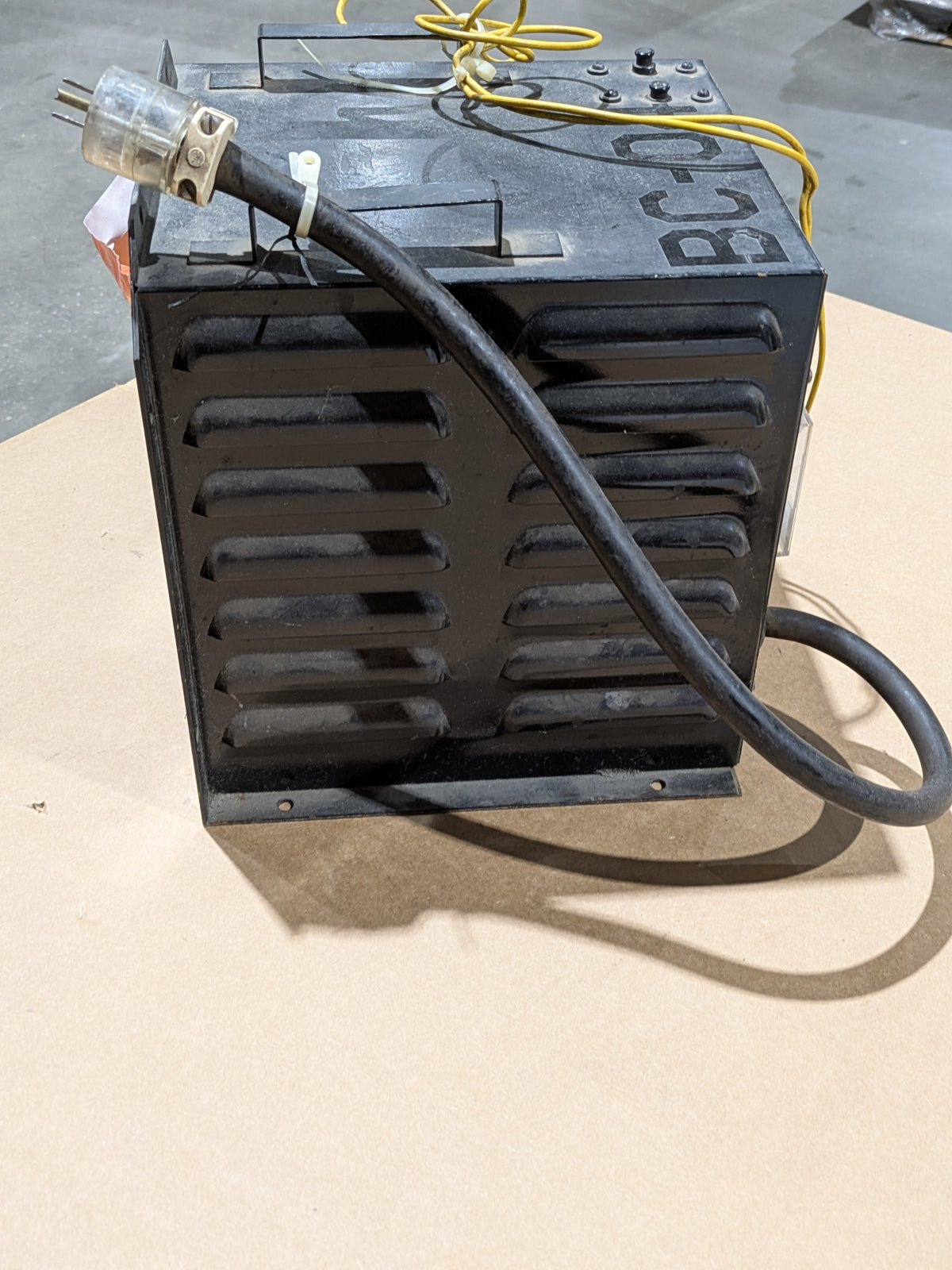 Divelpro Enterprises Div Of 3004B4 Battery Charger - NSN 6130-00-156-6052 - photo 2