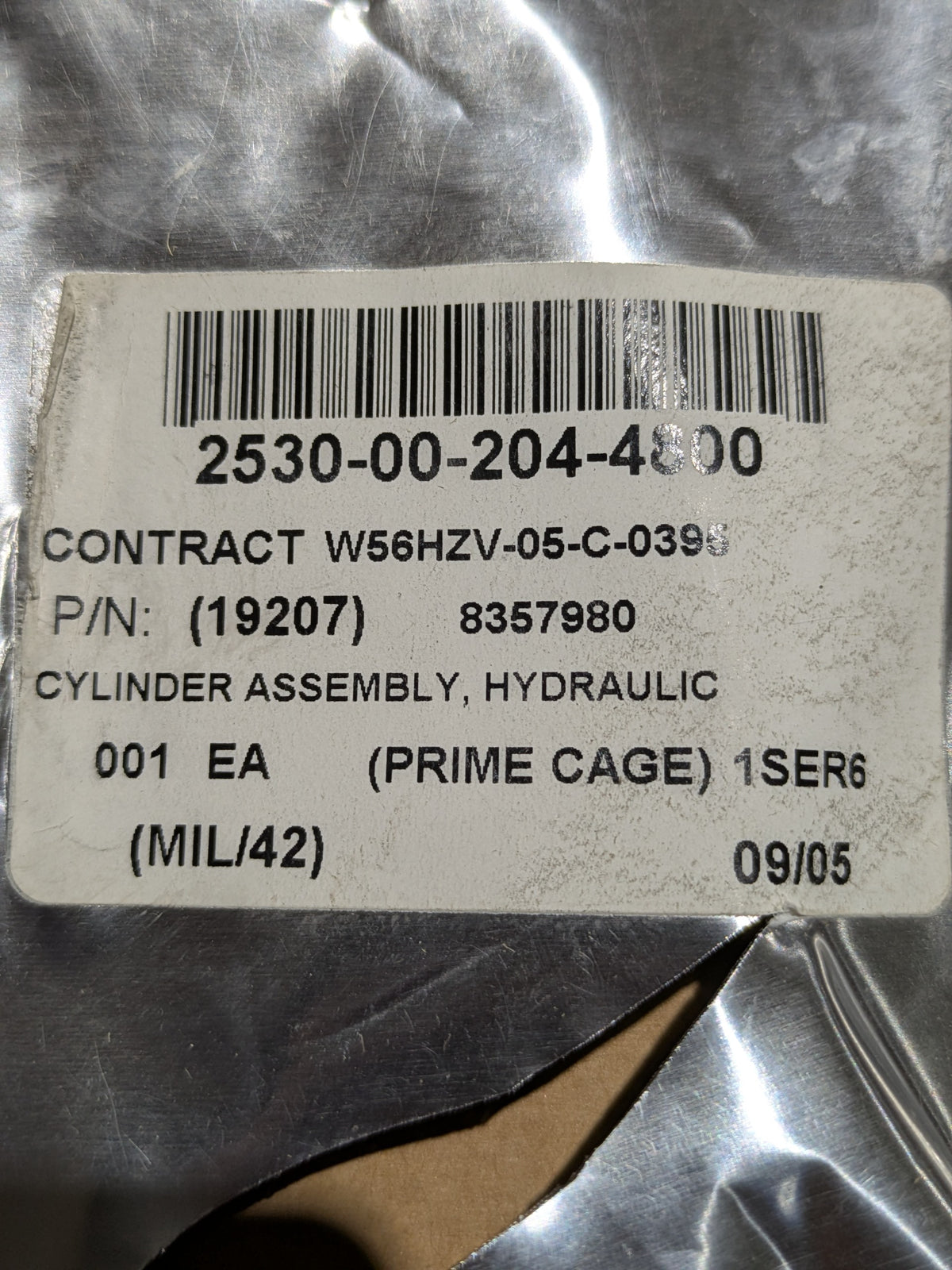 U S Army Tank Automotive Command 8357980 Cylinder Assembly - NSN 2530-00-204-4800 - inventory label