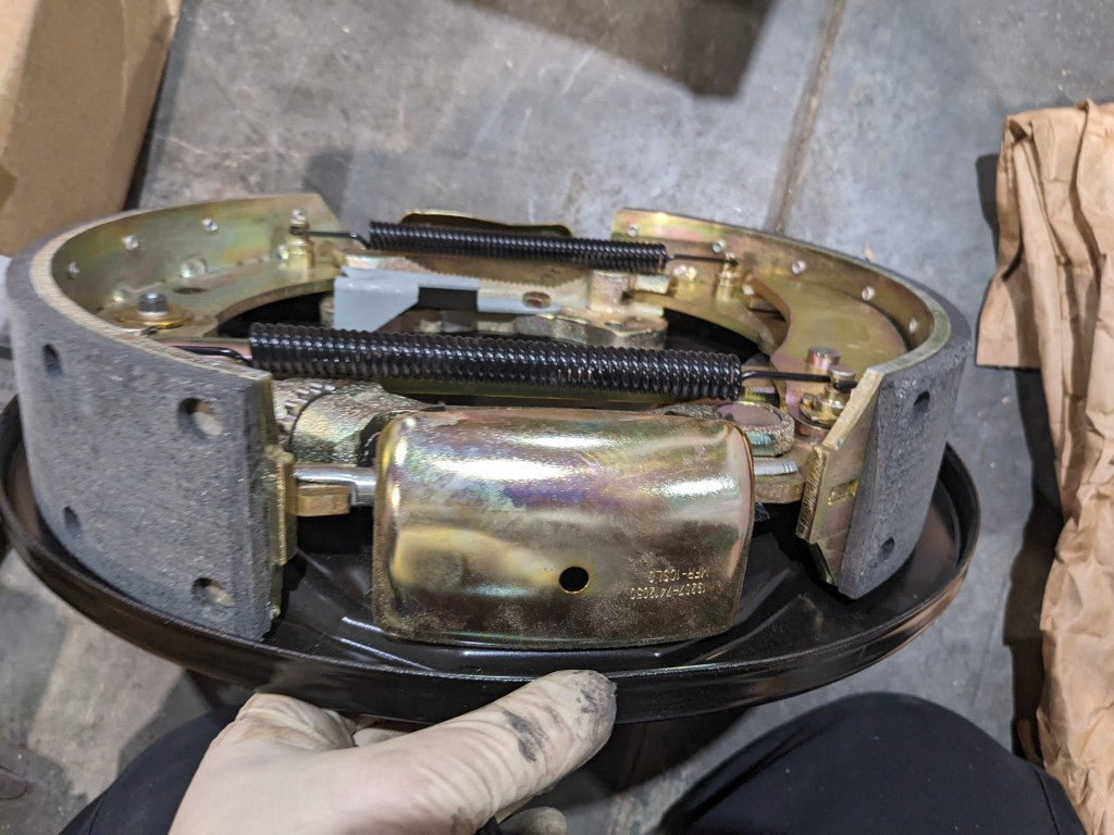 U S Army Tank Automotive Command 8336702 Shoe Type Brake - NSN 2530-00-730-7621 - photo 2