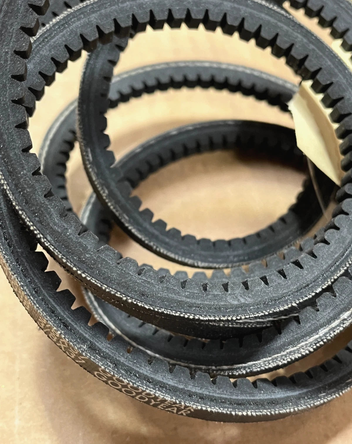 GOODYEAR PARKER-HANNIFIN DIESEL ENGINE MATCHED V-BELT SET 3/8 x 37 MS51065-37-2 3030-00-537-1531