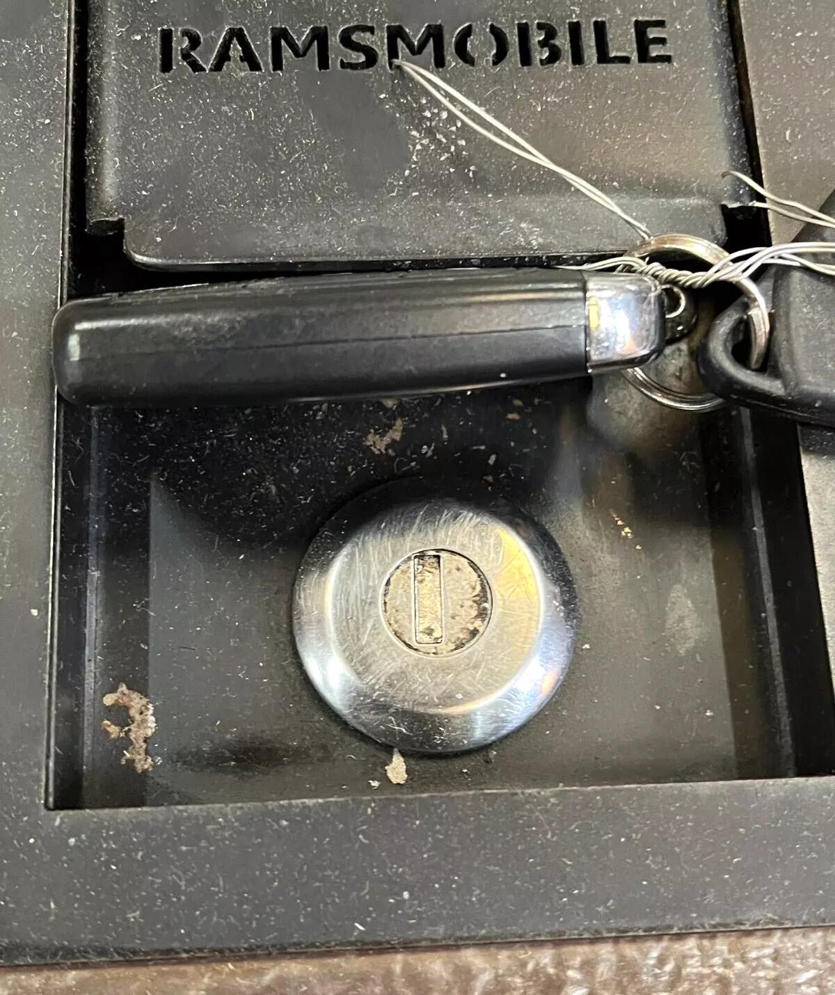 MOD MAFIA CUSTOM HUMMER H1 POWER DOORS LOCKING KEYFOB POWER WINDOWS AND CONSOLE