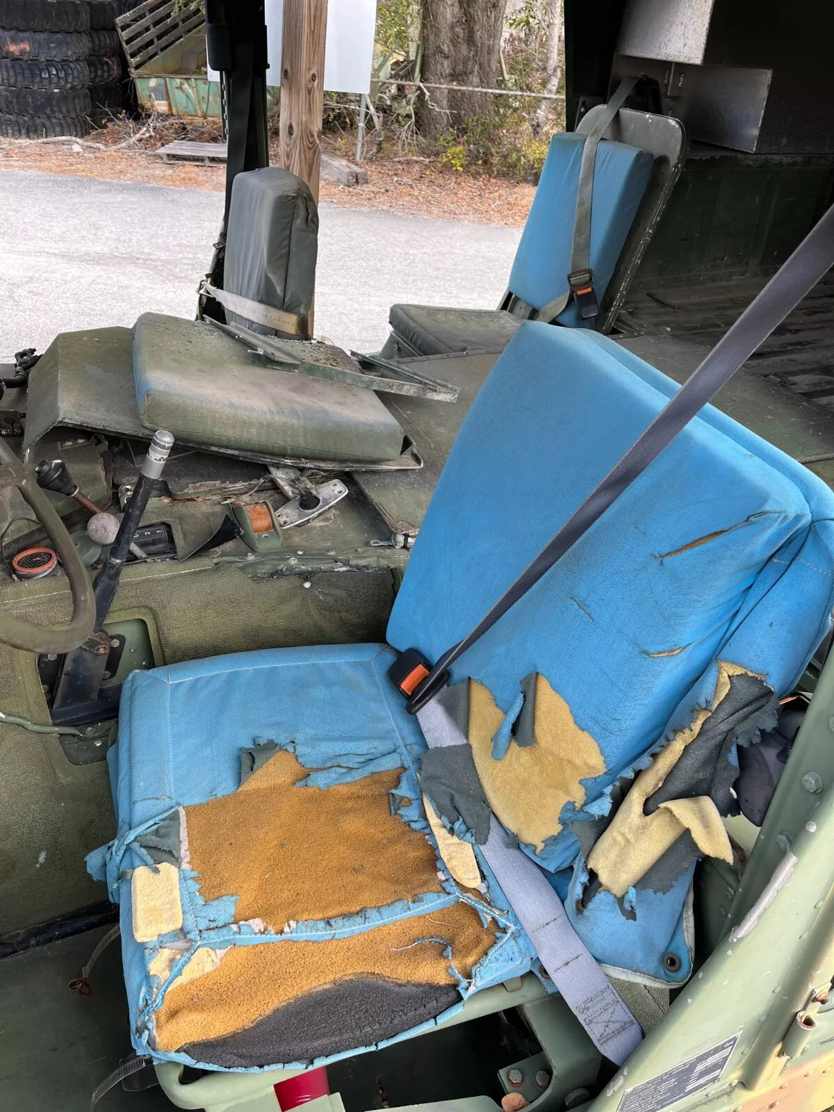 M998 4 MAN WITH HELMET TOP HUMVEE HMMWV WITH 4,007 MILES FOR SALE