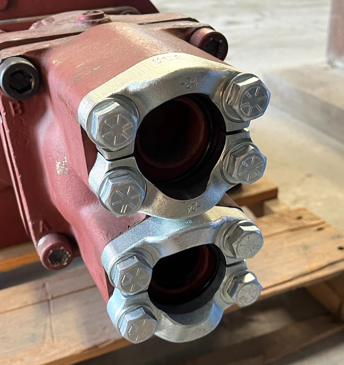 BRADEN 45K HYDRAULIC WINCH M911 LH MOTOR READY TO INSTALL 2590-01-063-5385