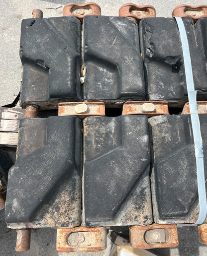 8ct. M51 M74 M88 ARMORED RECOVERY VEHICLE TRACK SHOES 8705914 2530-00-692-9316