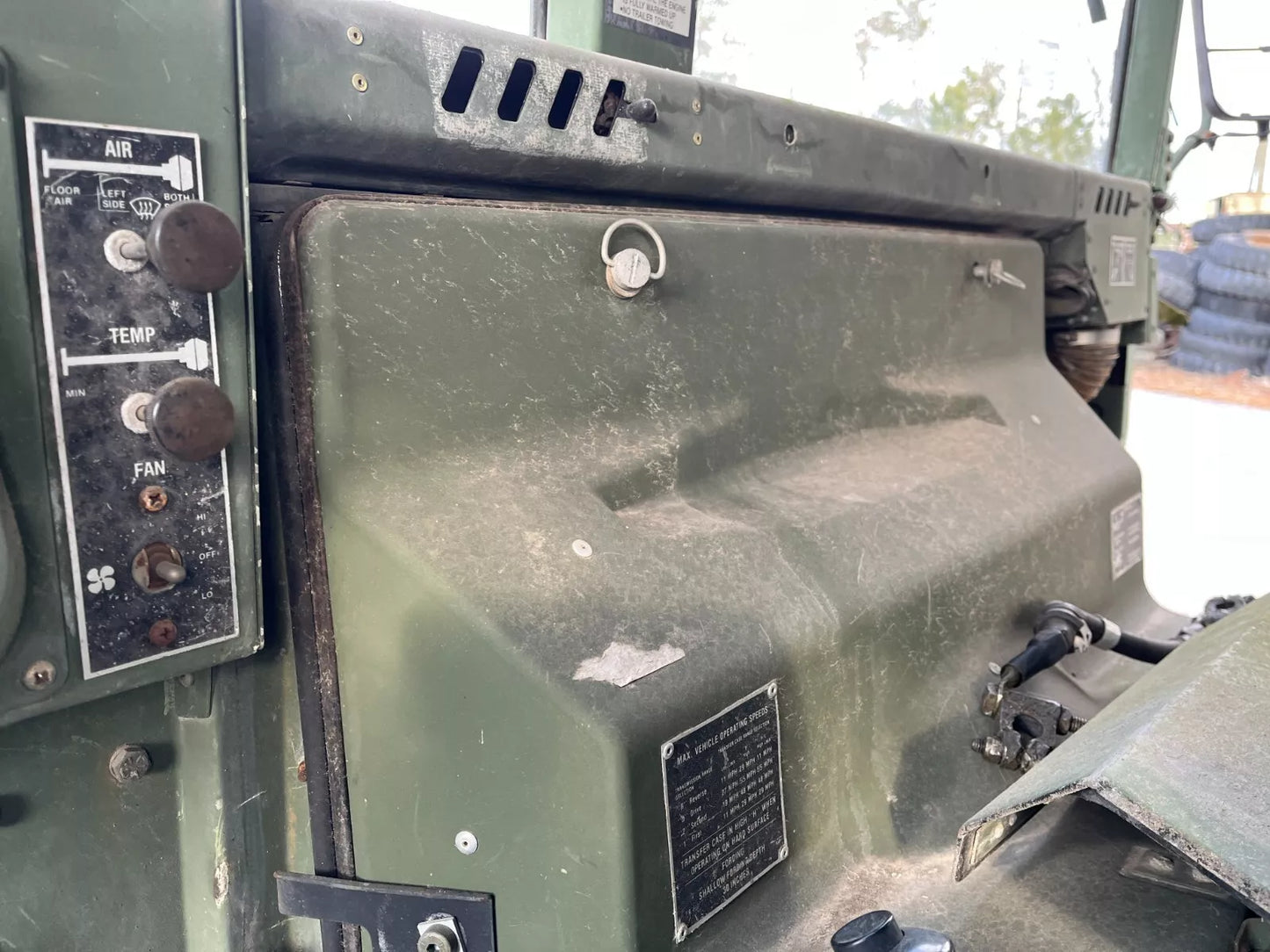 M998 4 MAN WITH HELMET TOP HUMVEE HMMWV WITH 4,007 MILES FOR SALE