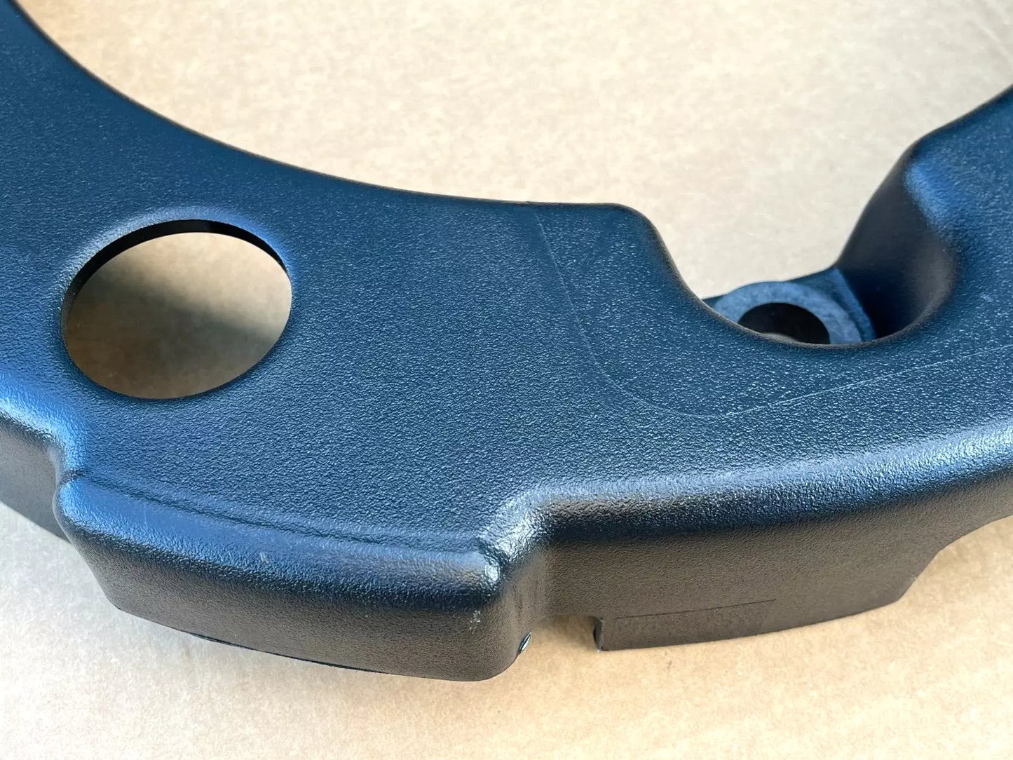 OSHKOSH 3350053 3279439 VEHICULAR HUB CAP INSERT COVER,WHEEL 20 X 10 FOR MRAP