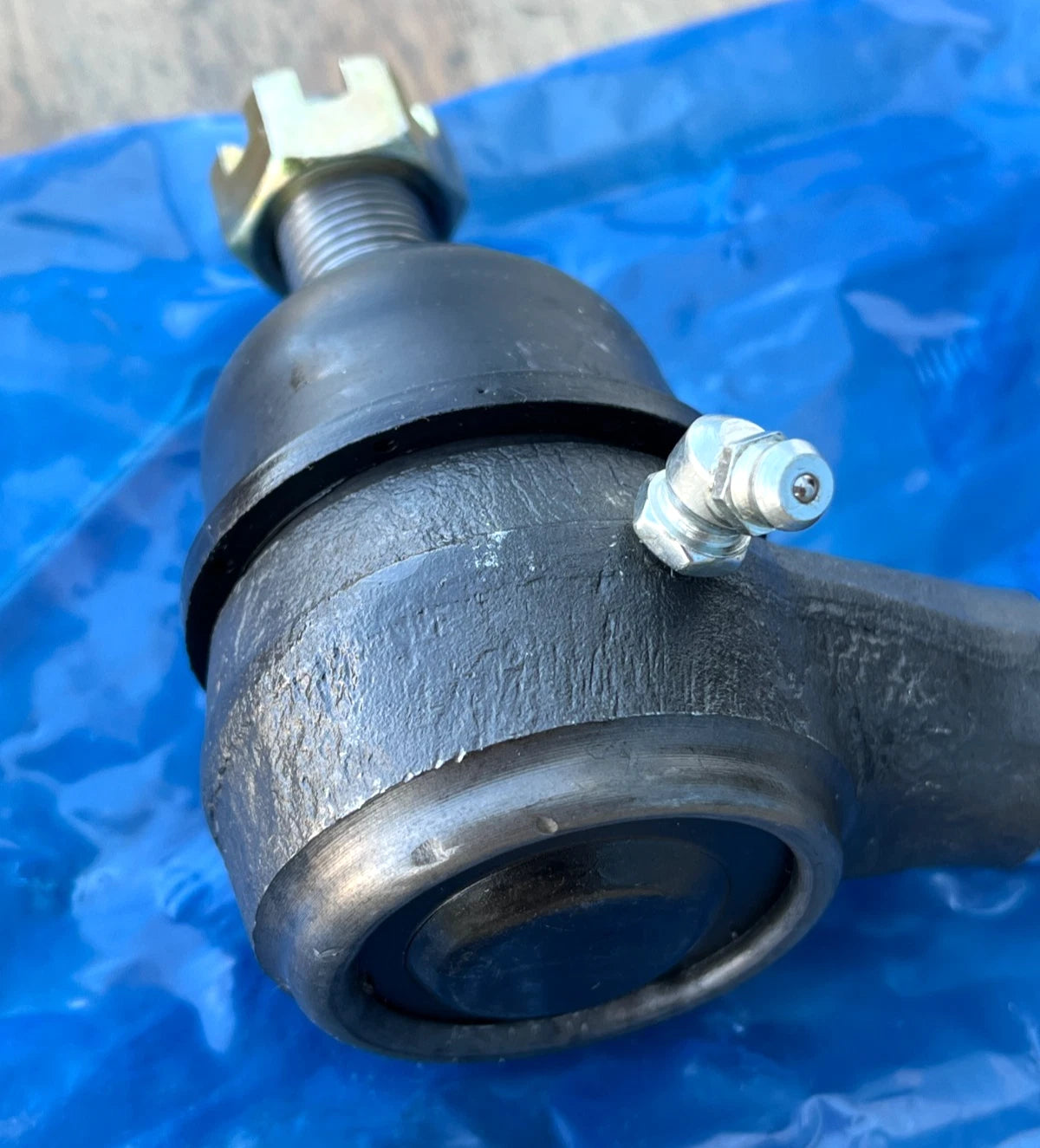 LH 11 DEGREE ANGLED M998 HUMVEE HUMMER H1 TIE ROD END 6028035 / 2530-01-566-1485