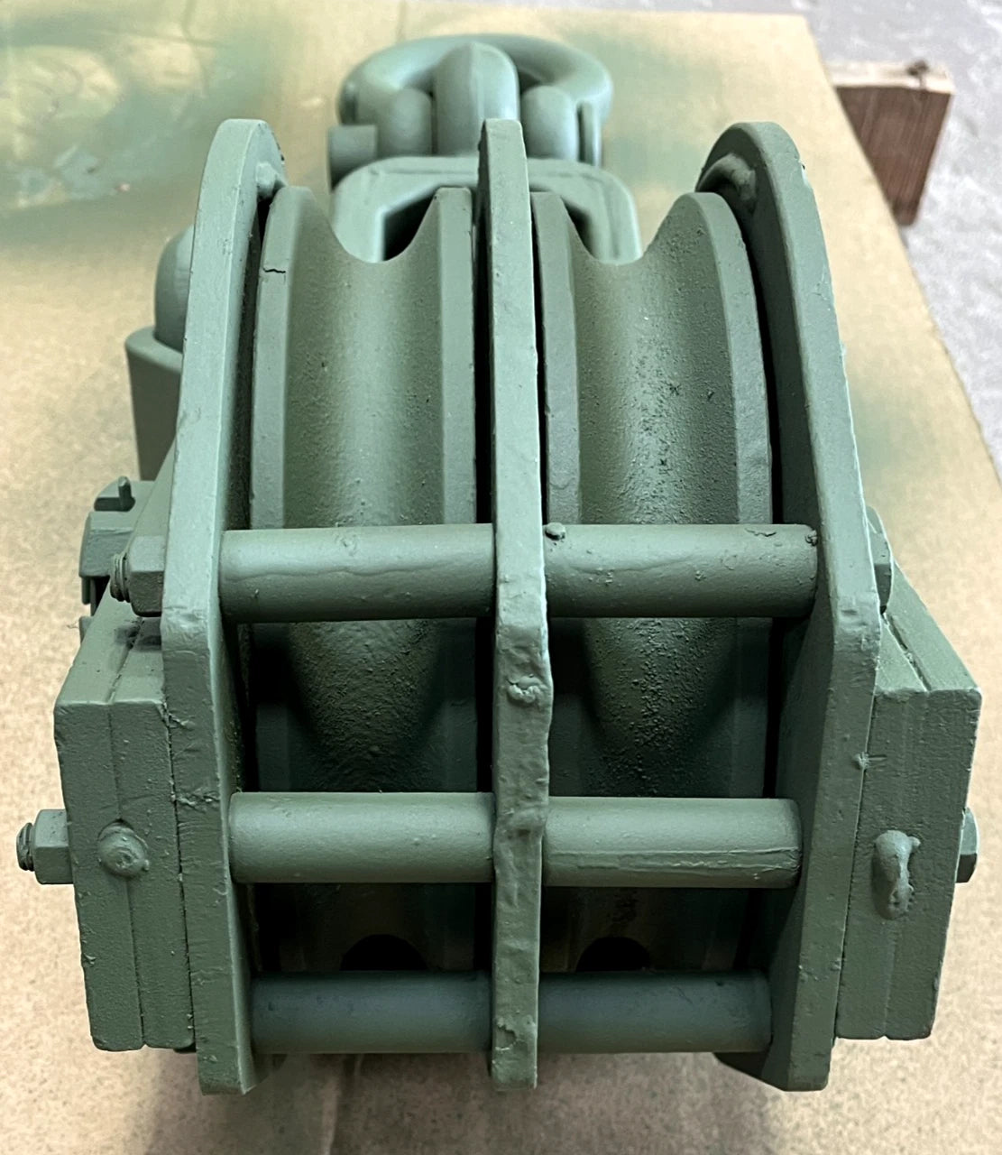 5/8 X 8 INCH DOUBLE SHEAVE SNATCH BLOCK 50,000 Pound Capacity 10884778