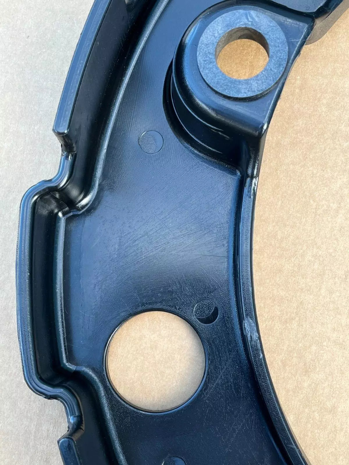 OSHKOSH 3350053 3279439 VEHICULAR HUB CAP INSERT COVER,WHEEL 20 X 10 FOR MRAP