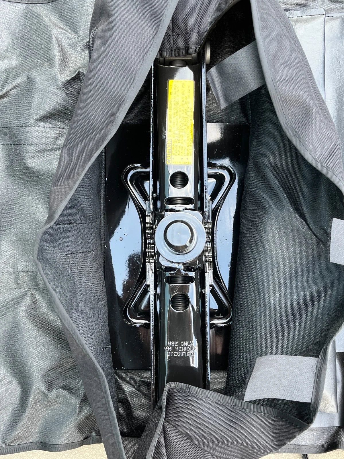 NEW OEM HMMWV 3.5 TON 12447042 18'' HAND COMPACT SCISSOR LIFT JACK KIT 5939822L