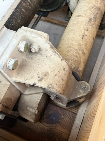 M939 A1 A2 5 TON FRONT HYDRAULIC WINCH (NO CABLE) 2520-01-082-2644 7412382-1