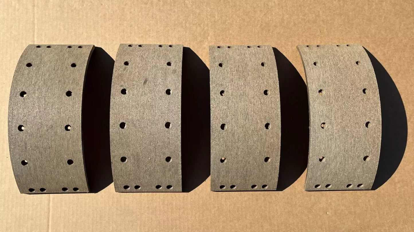 M809 5 TON BRAKE LINING SET OF 4 BRAKE PADS FC12737 5704496 2530-00-152-2465