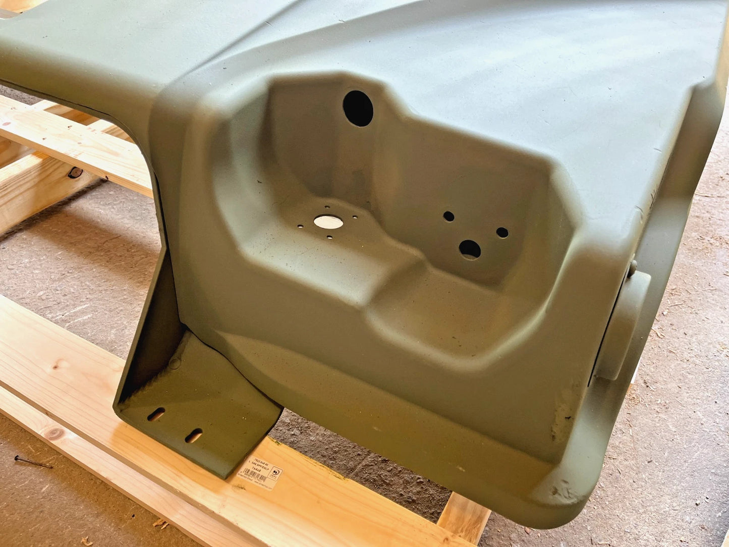 OEM M1113 M1114 M1116 HMMWV FIBERGLASS HOOD 12469257 RCSK17180 2510-01-432-3338