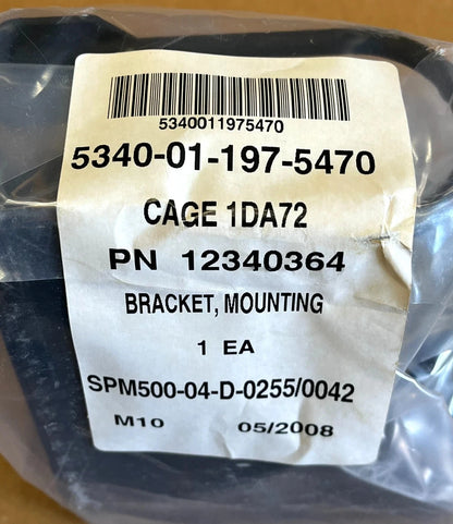 HMMWV HUMVEE M998 12340364 ANTENNA SUPPORT MOUNTING BRACKET SET / PAIR 5340-01-197-5470