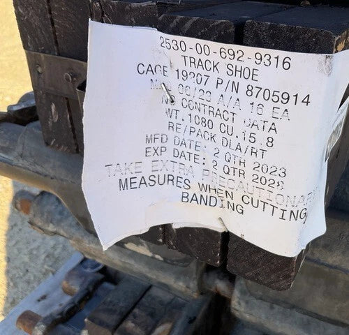 8ct. M51 M74 M88 ARMORED RECOVERY VEHICLE TRACK SHOES 8705914 2530-00-692-9316