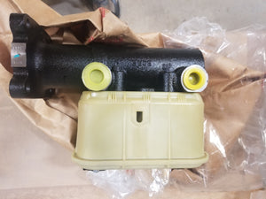M35A2 Master Cylinder 2.5 Ton LATER STYLE 12357047  2530012577643