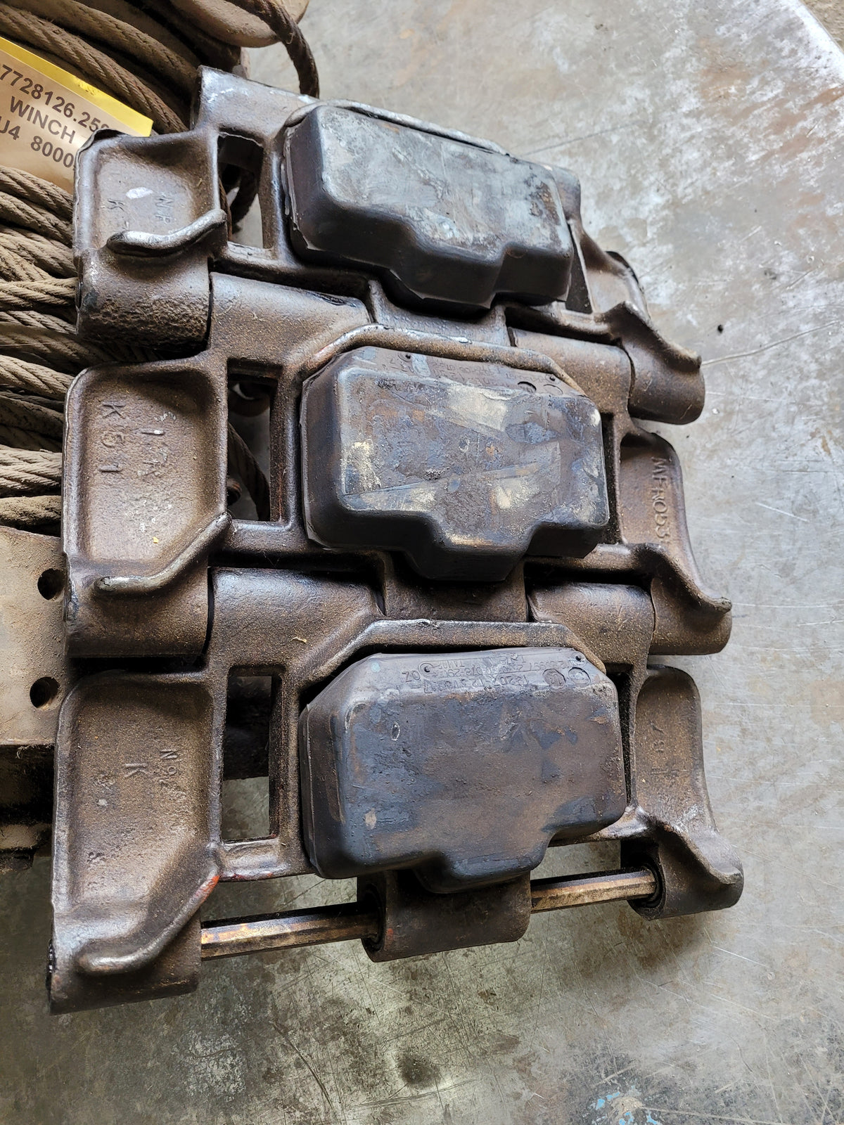 113 Track M113 Track T130 Track For APC T130 Track Shoe M113 Series, M125, M577A ...