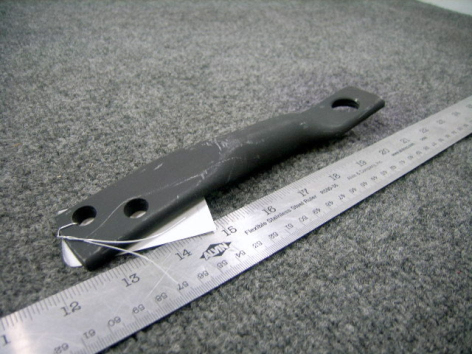 M998 HMMWV NOS RIGHT SIDE RADIATOR SUPPORT BRACKET humvee hummer 55886 ...