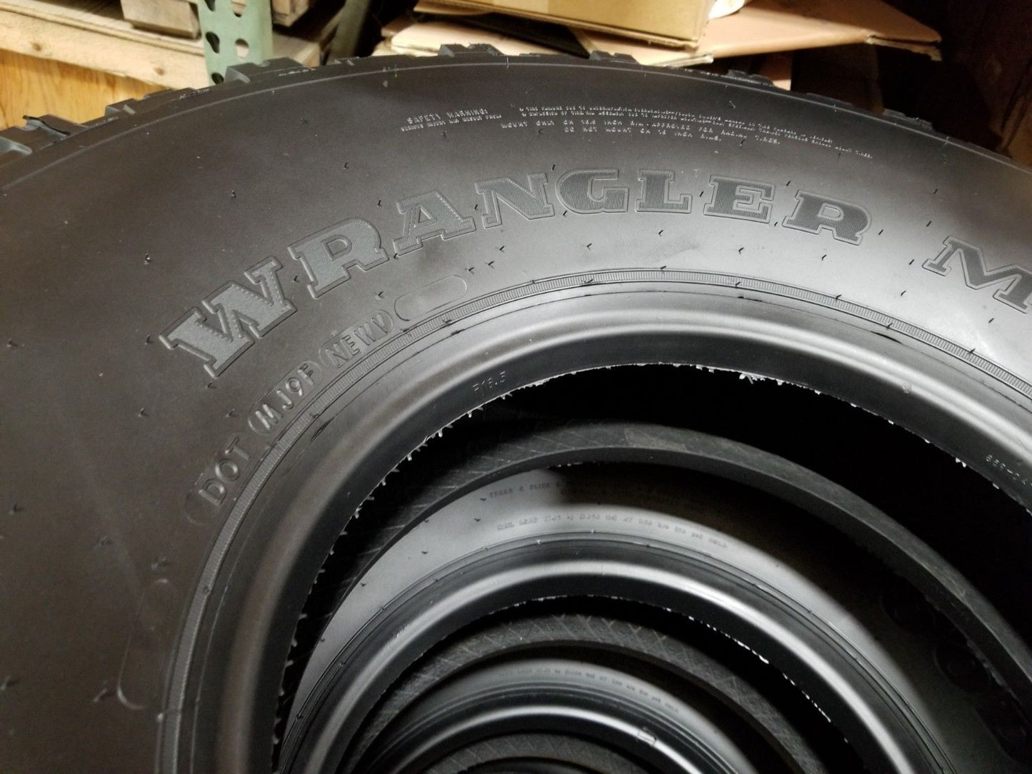 NEW  HUMVEE HMMWV TIRE WITH  GOODYEAR  M998 HUMMER H1 37X12.5X16.5 RADIAL