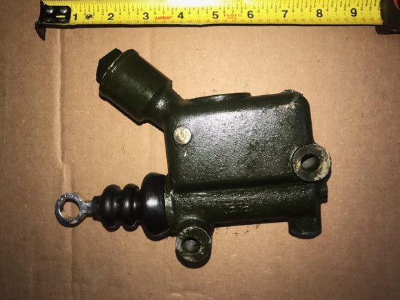 M151 Jeep Brake MASTER CYLINDER M151A1 M15  7035410  Military Truck Part